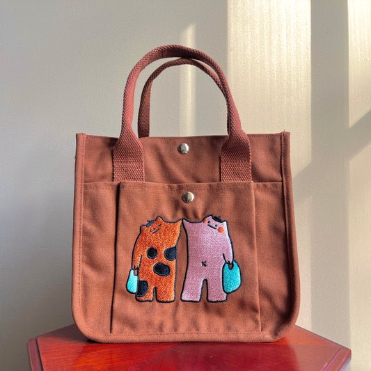 Brown Tiger Cat Embroidered Canvas Tote Bag